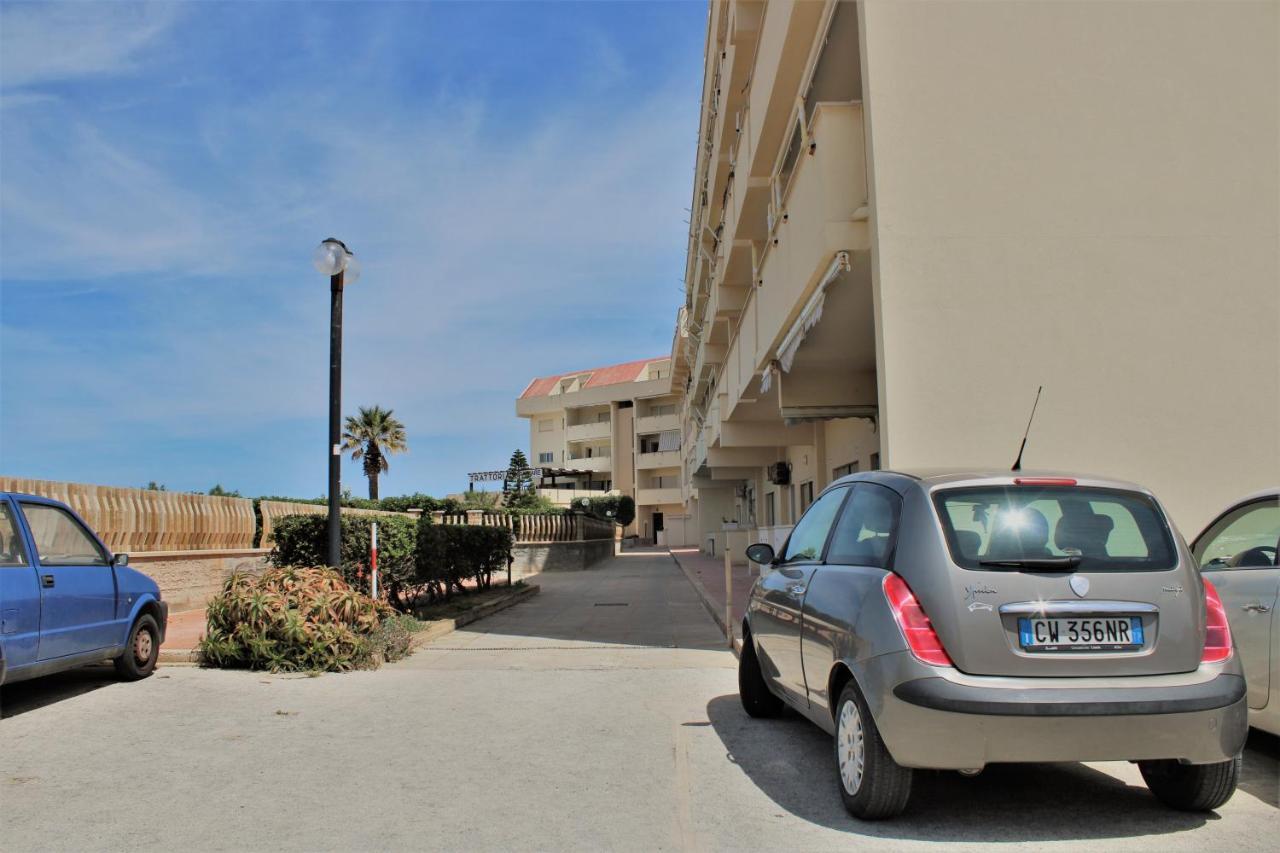 Zibibbo Beach - *